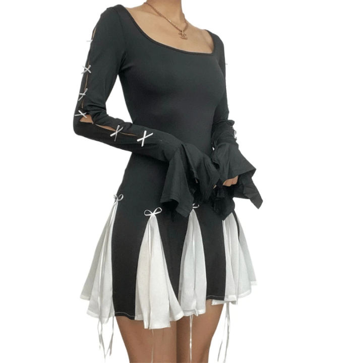 Mini robe à longues manches