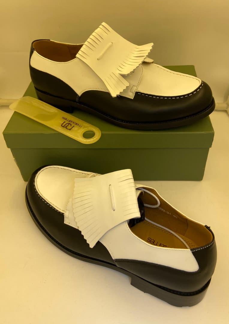 Sulekolu – Mocassins Homme Noir & Blanc à Franges